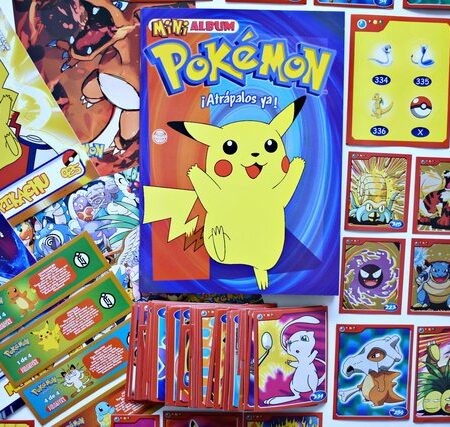 Pokémon Mini Album: Álbum Completo a Pegar [Todas sus láminas]