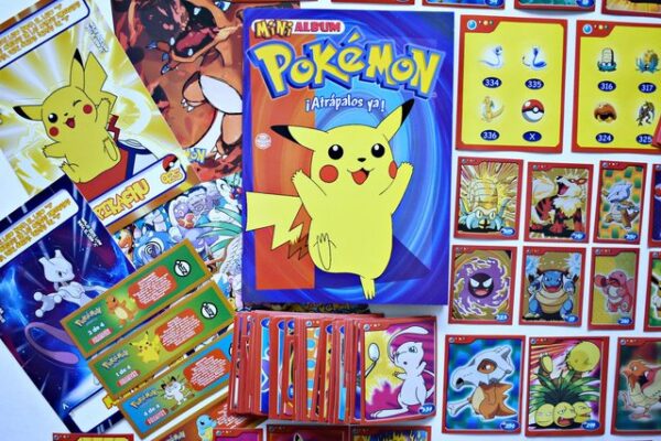 Pokémon Mini Album: Álbum Completo a Pegar [Todas sus láminas]