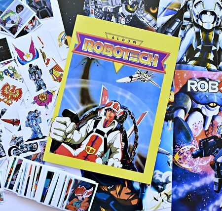 Robotech 92' [Amarillo]: Álbum Completo a Pegar [Todas sus láminas]