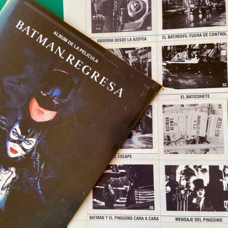 Batman, Regresa: Álbum Completo a Pegar [Todas sus láminas]
