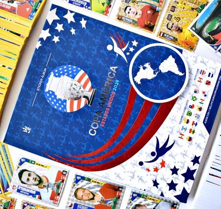 Copa América 2024 [Tapa Dura] (3 Reyes) + EuroCopa: Álbum Completo a Pegar [Todas sus láminas]