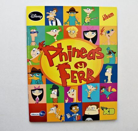 Phineas y Ferb: Álbum Completo a Pegar [Todas sus láminas]