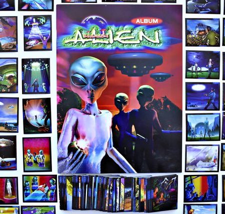 Invasion Alien: Álbum Completo A Pegar