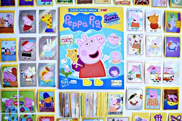 Peppa Pig, Peppa's Adventures: Álbum Completo A Pegar
