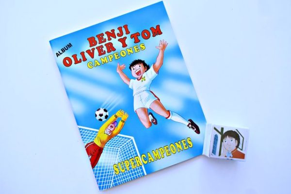 Super Campeones [Captain Tsubasa] (Tapa Blanda): Álbum Completo A Pegar