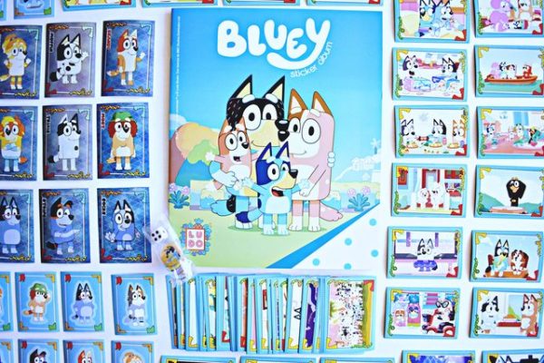 Bluey: Álbum Completo A Pegar