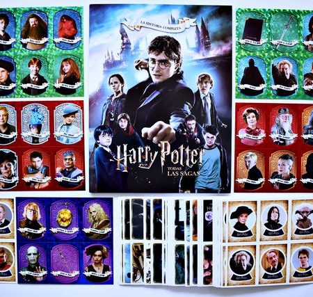 Harry Potter, Todas las Sagas: Álbum Completo A Pegar